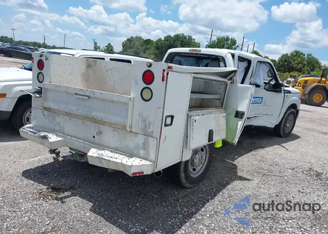 2015 Ford F-250 Xl z USA, uszkodzony, nr VIN 1FD7W2A63FEB15050